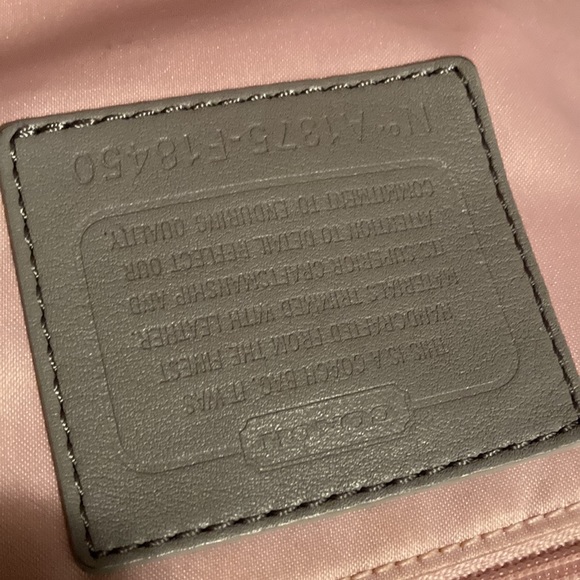 Coach - Vintage Silver/Gray Purse - Picture 8 of 9